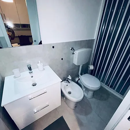 Rose's House * باري