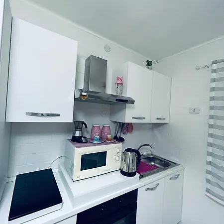 Rose's House * Бари